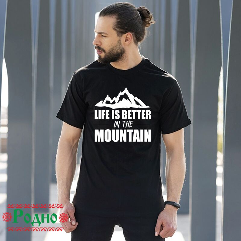 mujka-cherna-teniska-life-is-better-in-the-mountain-01 mujka cherna teniska life is better in the mountain 01
